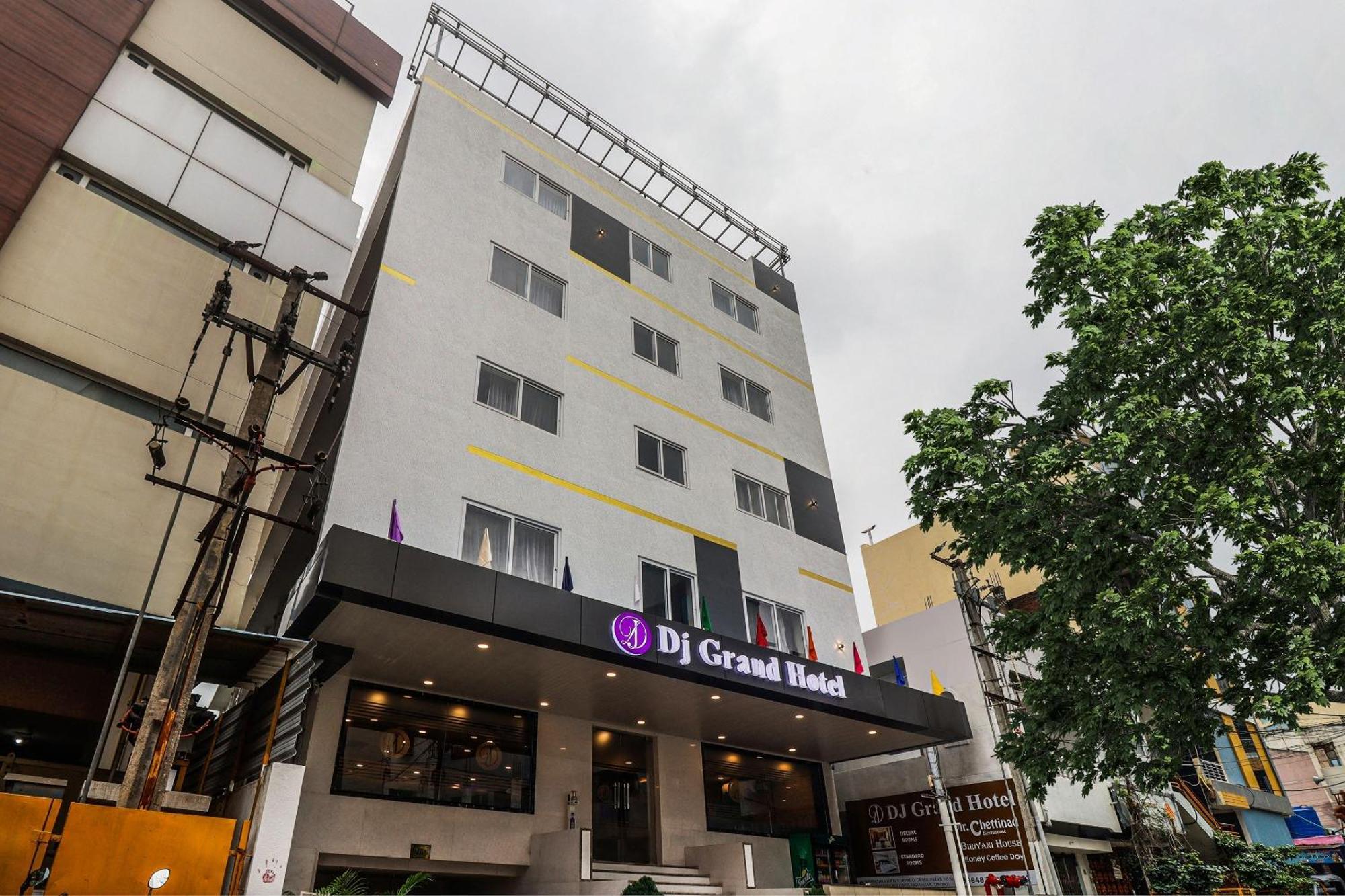 ホテル Townhouse Dj Grand ティルパティ エクステリア 写真